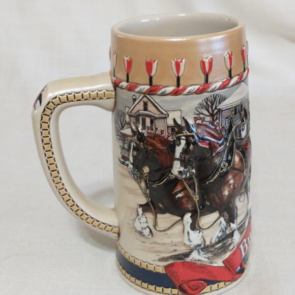 BEER STEIN 1986 BUDWEISER - Mug B Series Clydesdale Town Holiday Ceramar… - Picture 2 of 4